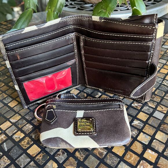 Dooney & Bourke Giraffe Print Serengeti Leather Hobo Bag Matching Wallet(s) Lg - Picture 6 of 12